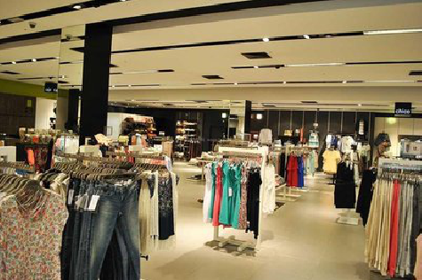 宜都商场里的店面怎么装修？